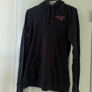 Navy Hollister Men’s sweatshirt